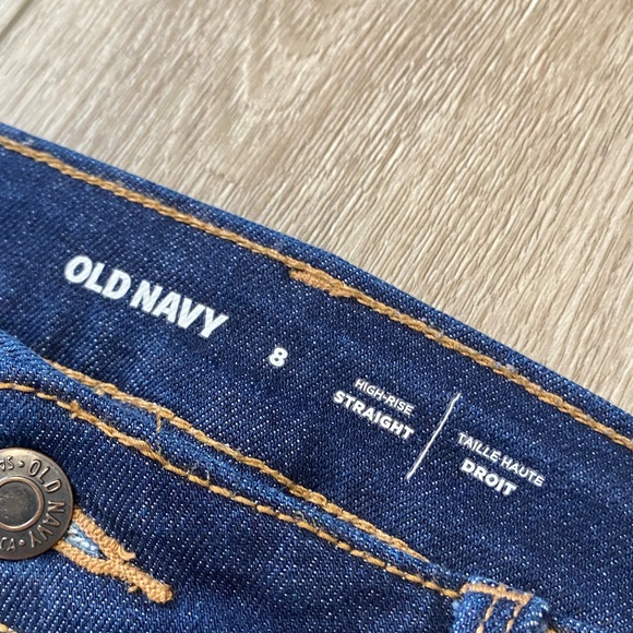 Old Navy High Rise Straight Leg Jeans - Picture 3 of 5